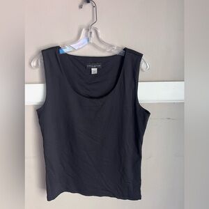 Simply Styled Black Scoop Neck Tank Top